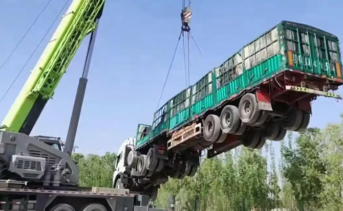 商河道路脱困救援案例